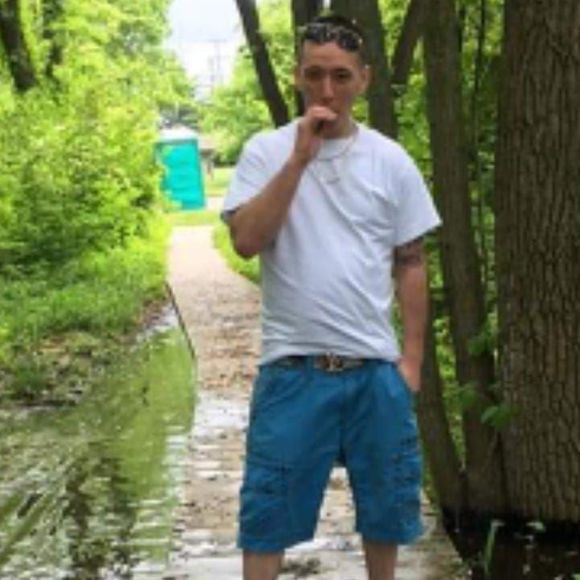 Meet your Posher, Kyle - Picture 1 of 1